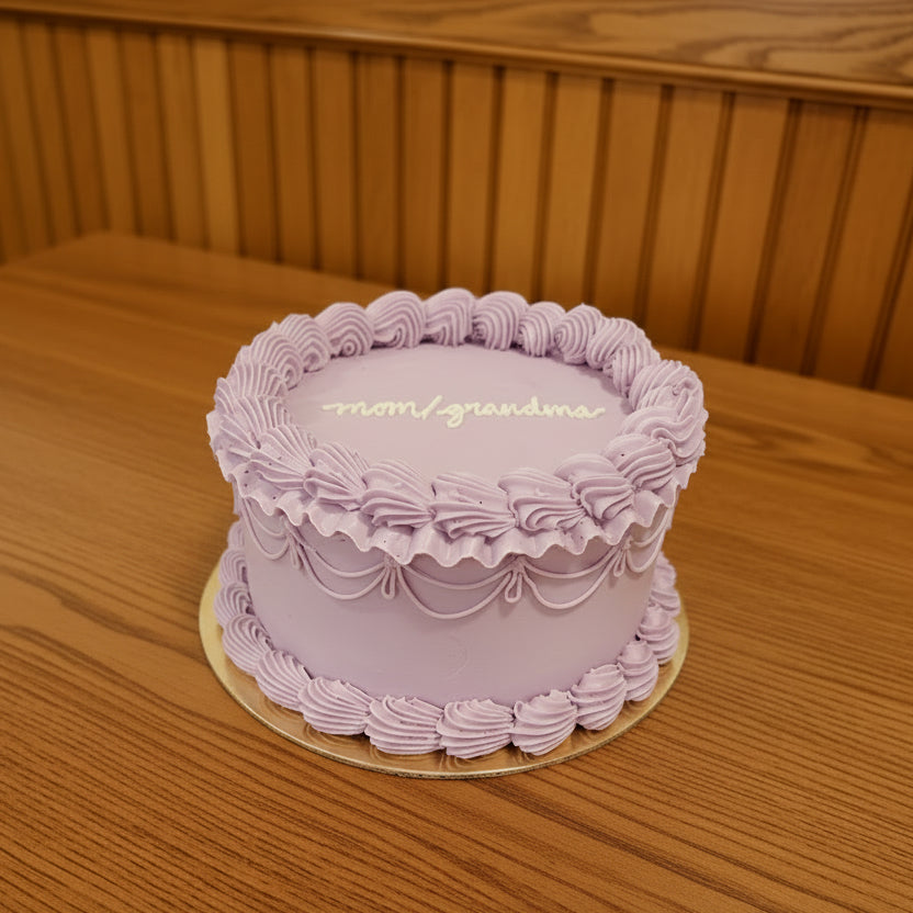 Vintage Round Cake
