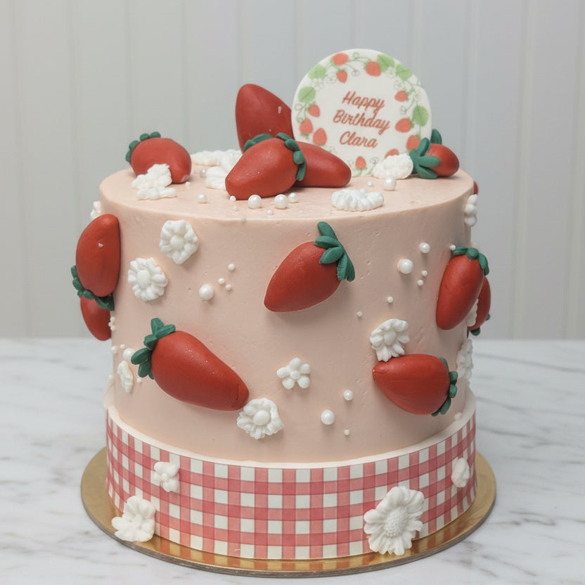 Strawberries & Dreams Cake