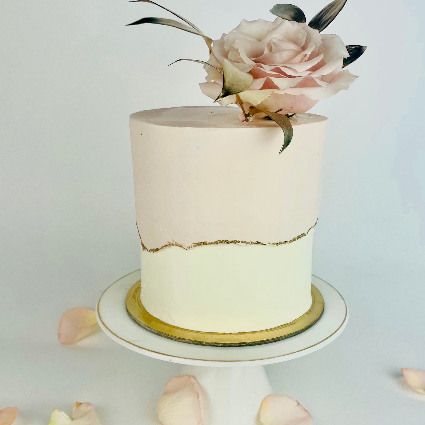Blushing Bloom Cake