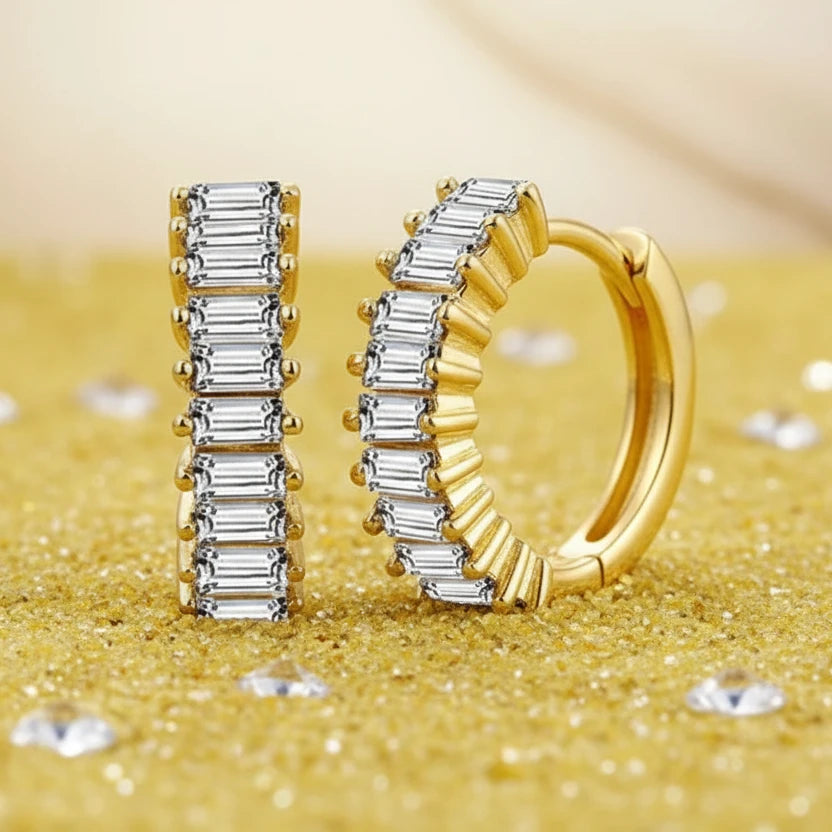 Huggie Earrings Gold