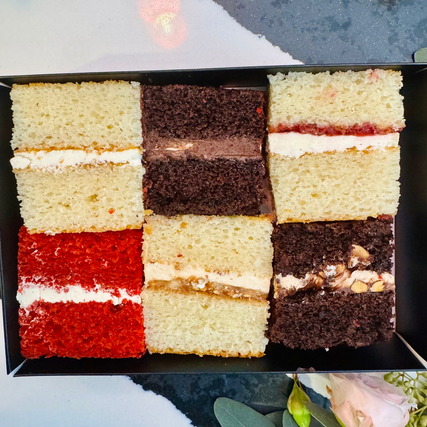 The Wedding Cake Tasting Box