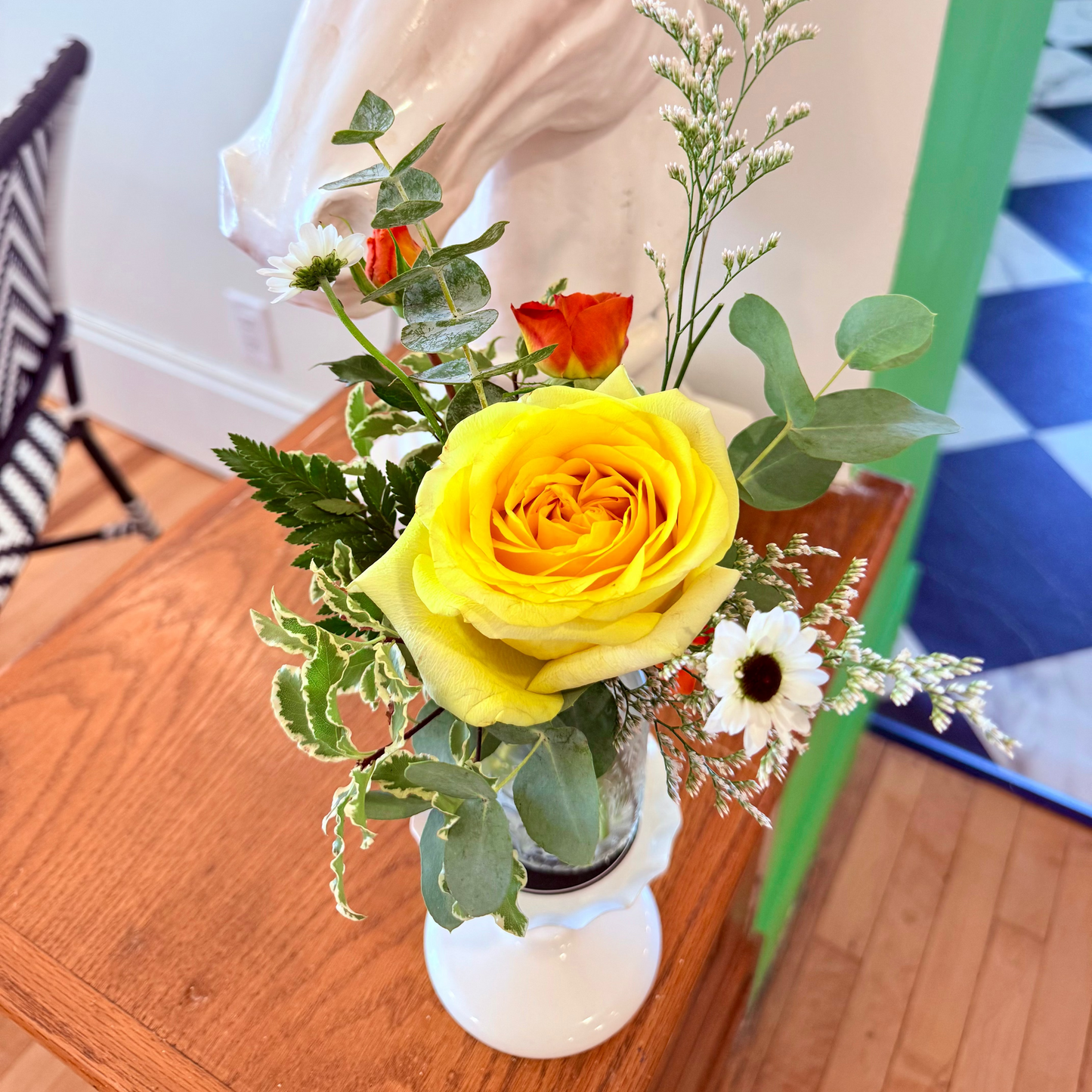 Magnificent Mini Vase Bouquet