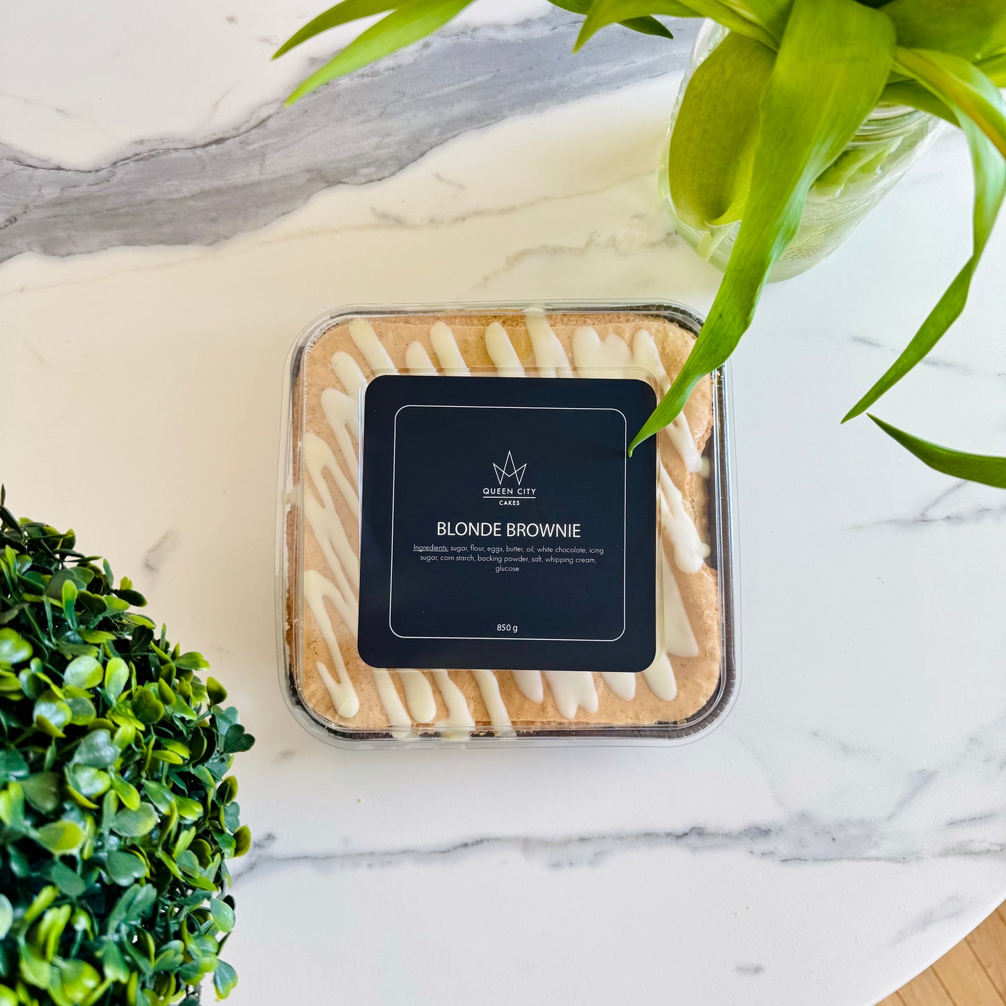 Scrumptious Blonde Brownie (Limited Edition)