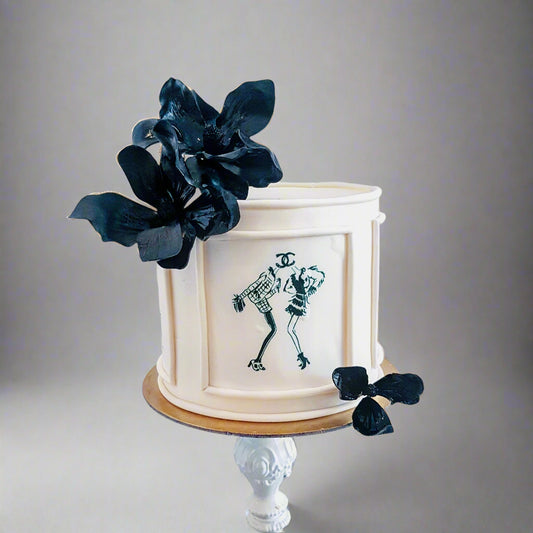 Exquisite Emblem Cake