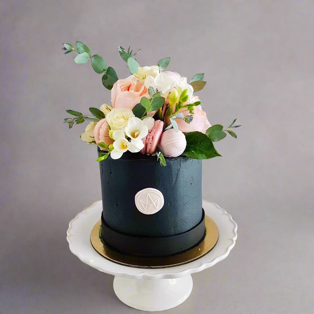 Bouquet Vibes Cake