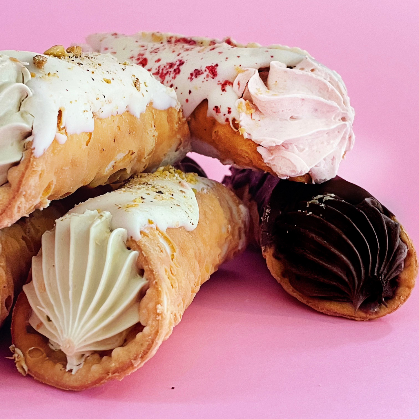 Signature Cannoli