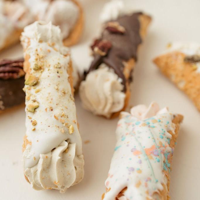 Signature Cannoli
