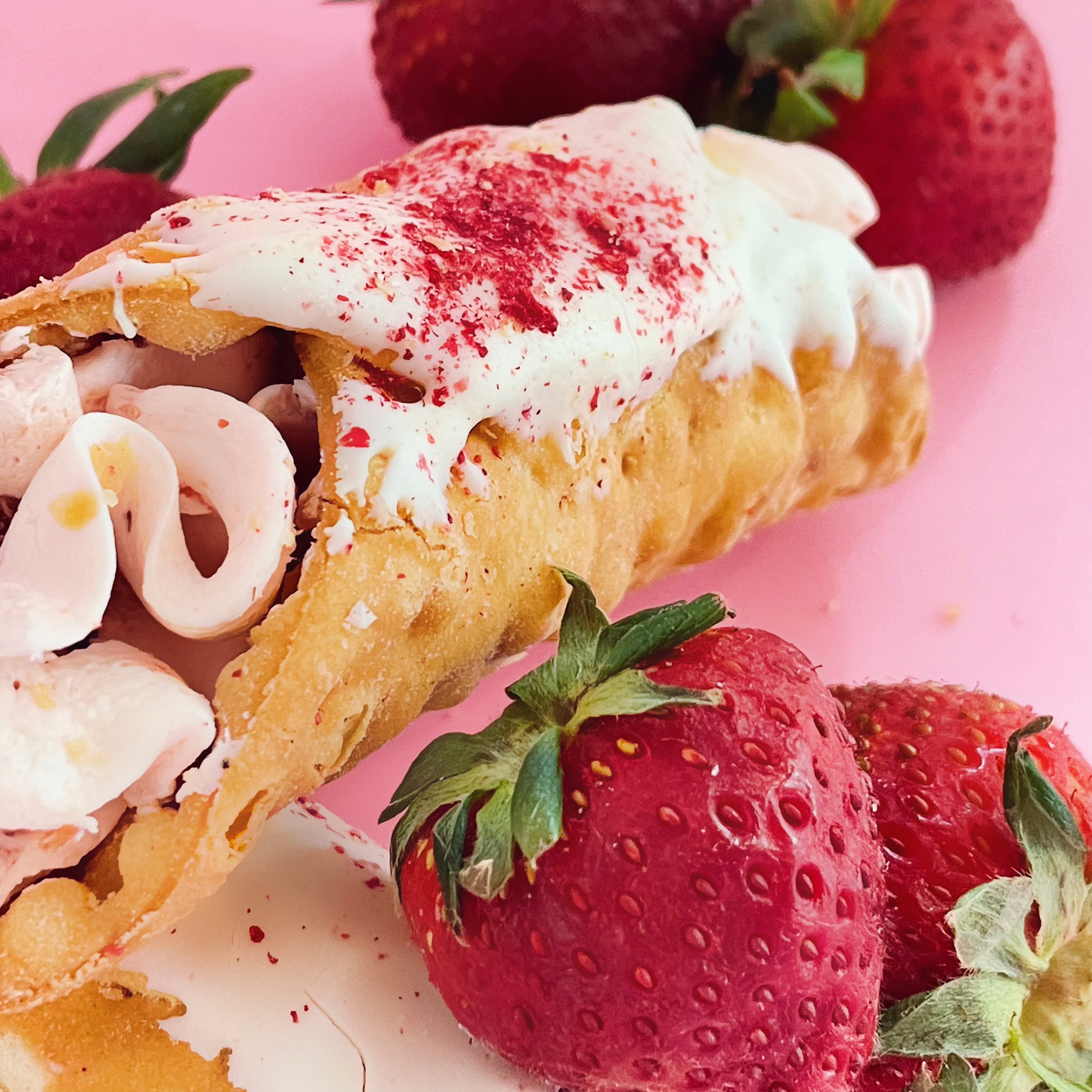 Signature Cannoli