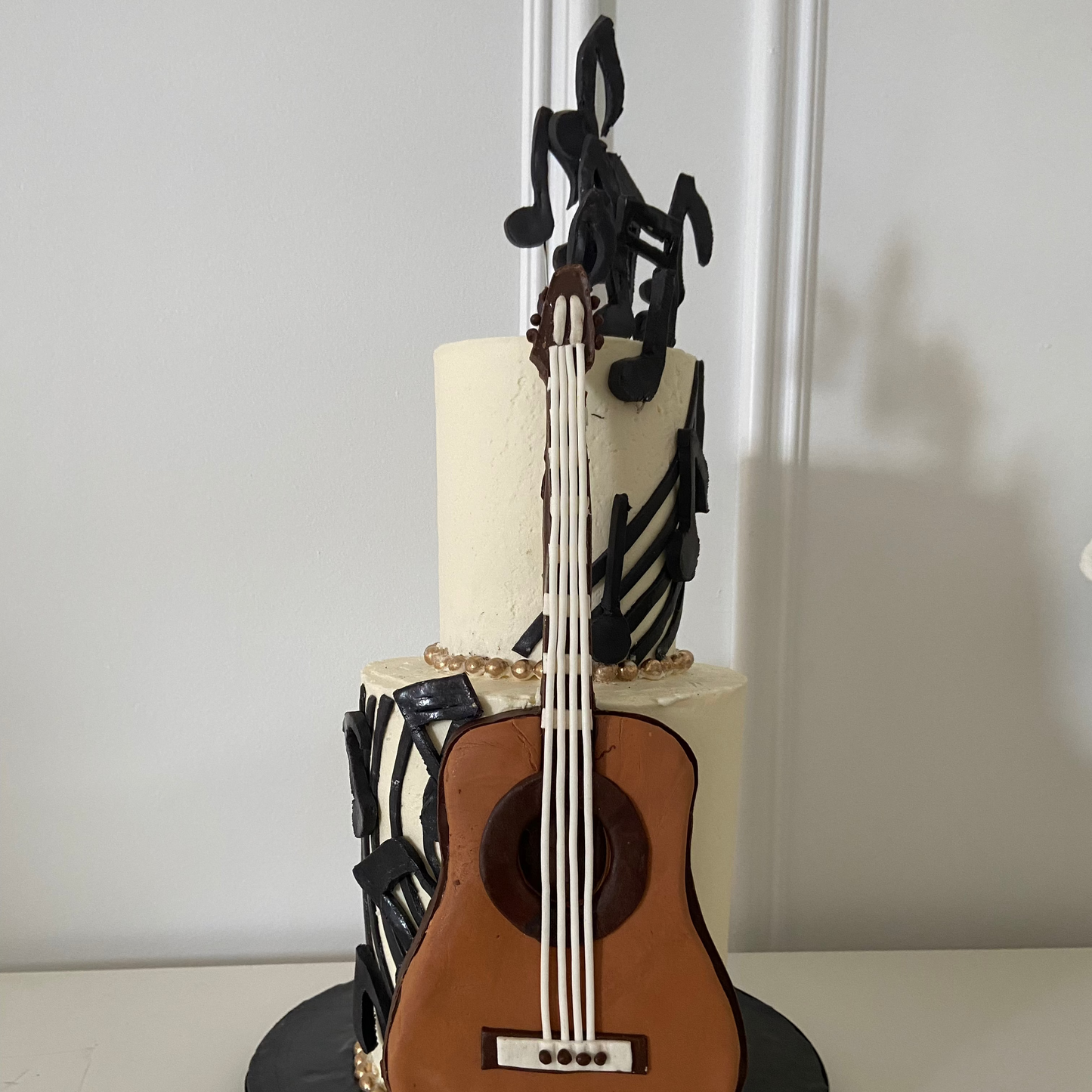 Guitar Solo Cake