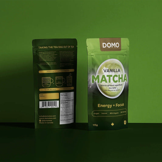 Vanilla Matcha Latte (Micro-ground Tea)