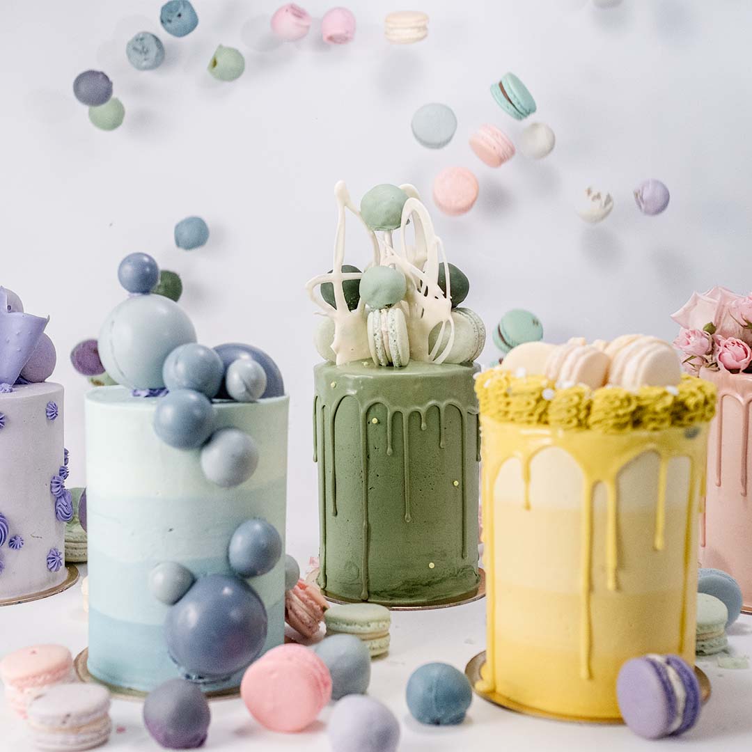 Monochromatica Cakes